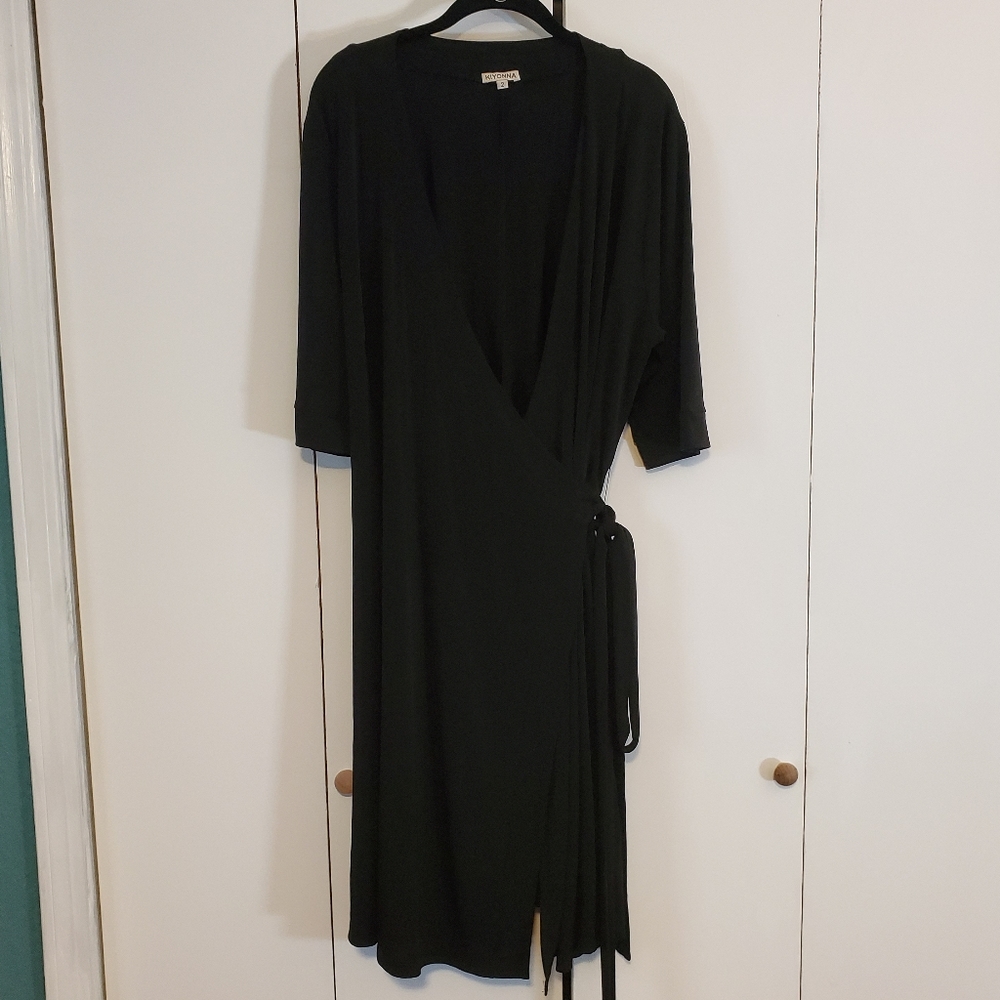Kiyonna Wrap Dress- Black Size 2